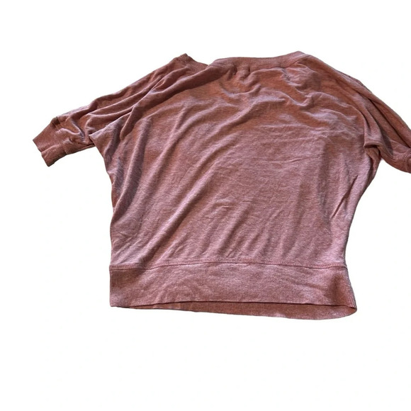 Urban Outfitters women's size medium pink cropped top - Picture 2 of 3